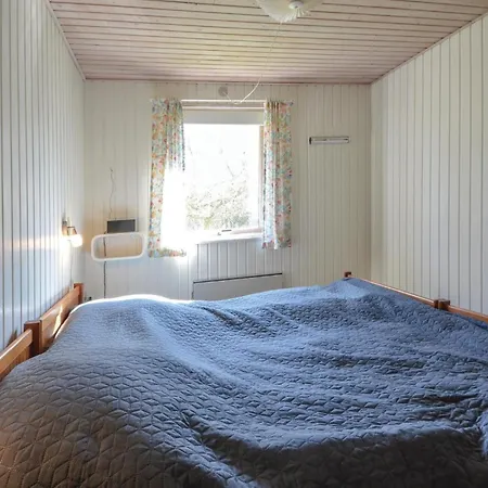 2 Bedroom In Holiday home Roslev