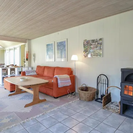 2 Bedroom In Roslev